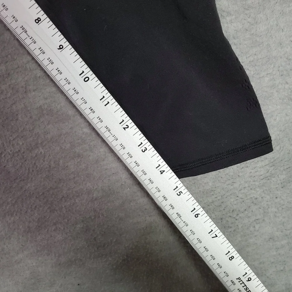 Lululemon Women Activewear Pants 10 Black Reveal Crop Legging Mesh‎ Yoga